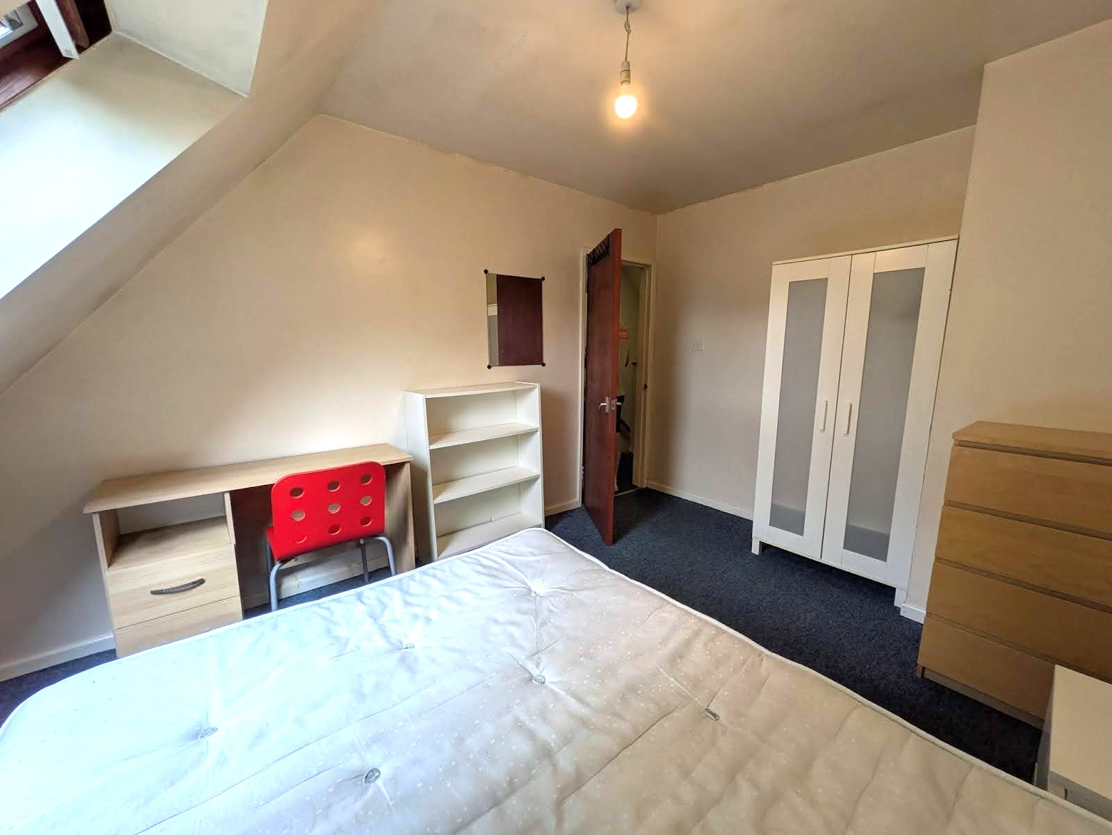 57 Western Road,Crookes,Sheffield S10 1LB,4 Bedrooms Bedrooms,1 BathroomBathrooms,Terraced,1152