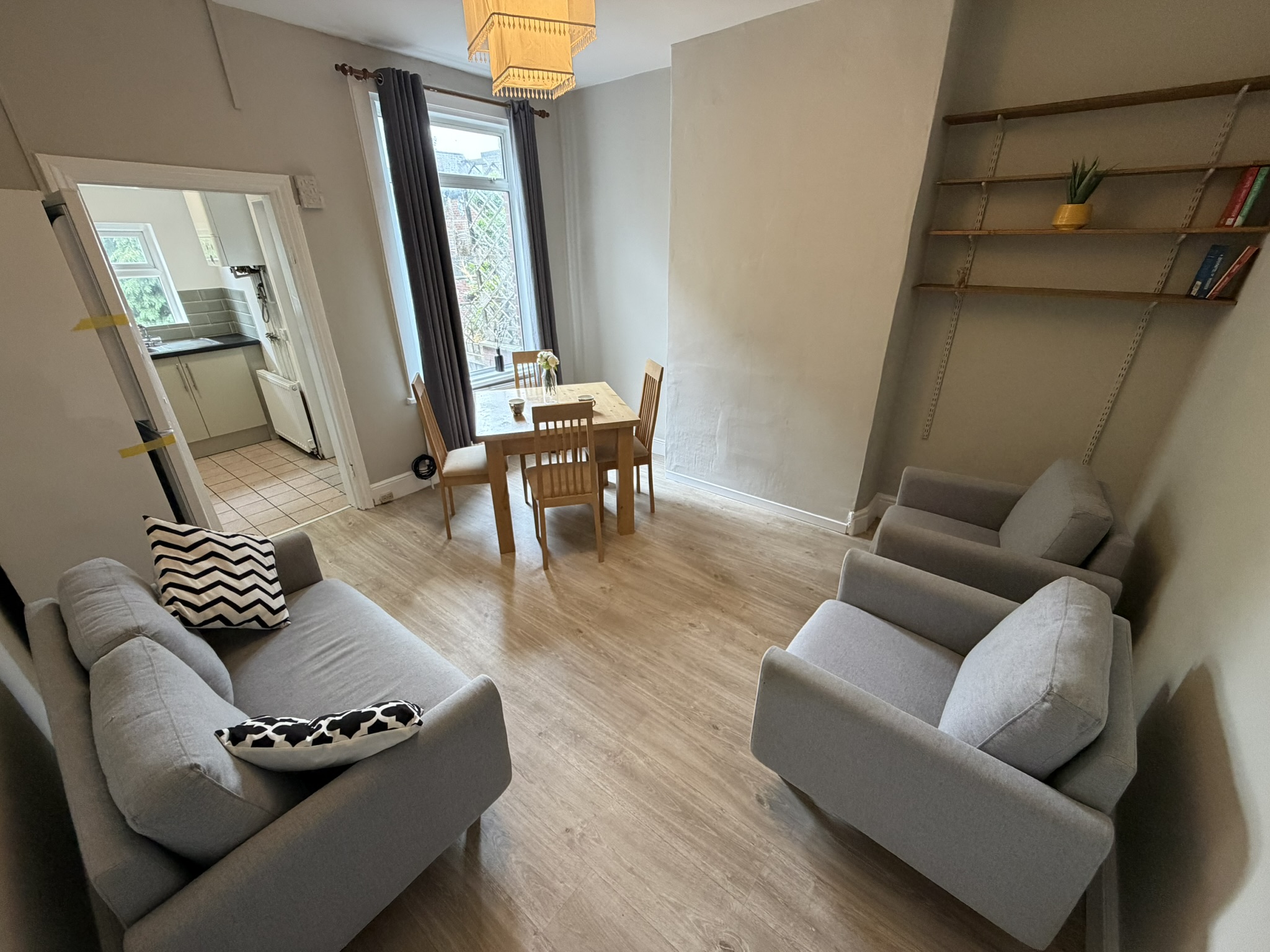 83 Burns Road,Crookesmoor,Sheffield S6 3GL,4 Bedrooms Bedrooms,1 BathroomBathrooms,Terraced,1163