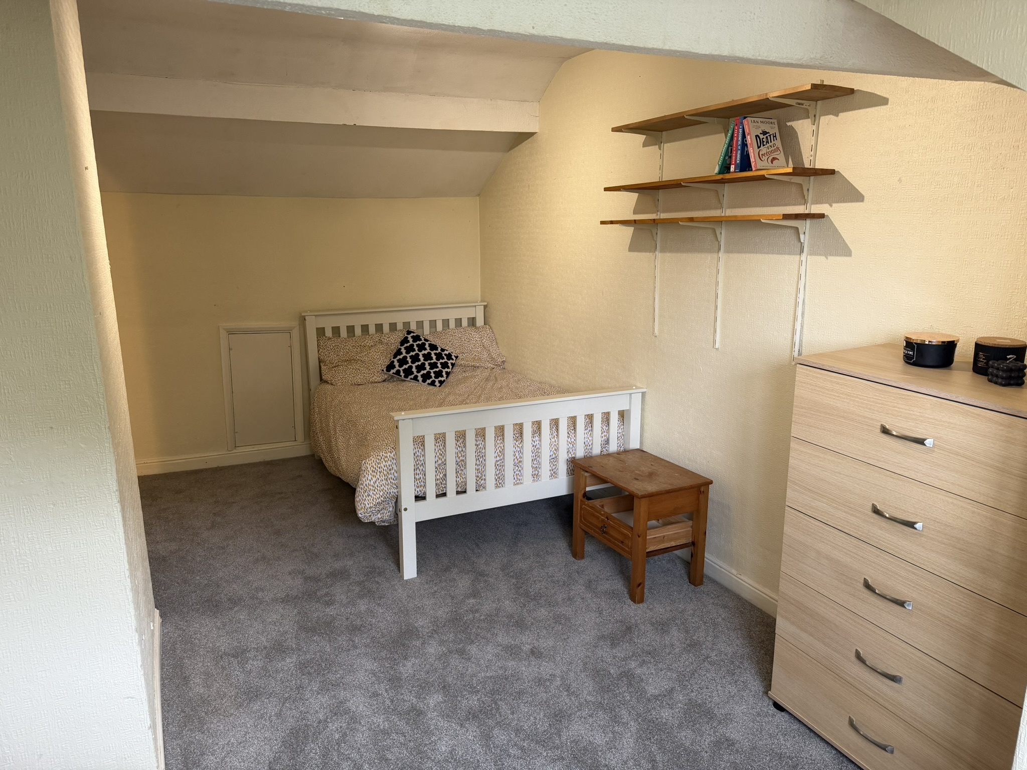 83 Burns Road,Crookesmoor,Sheffield S6 3GL,4 Bedrooms Bedrooms,1 BathroomBathrooms,Terraced,1163