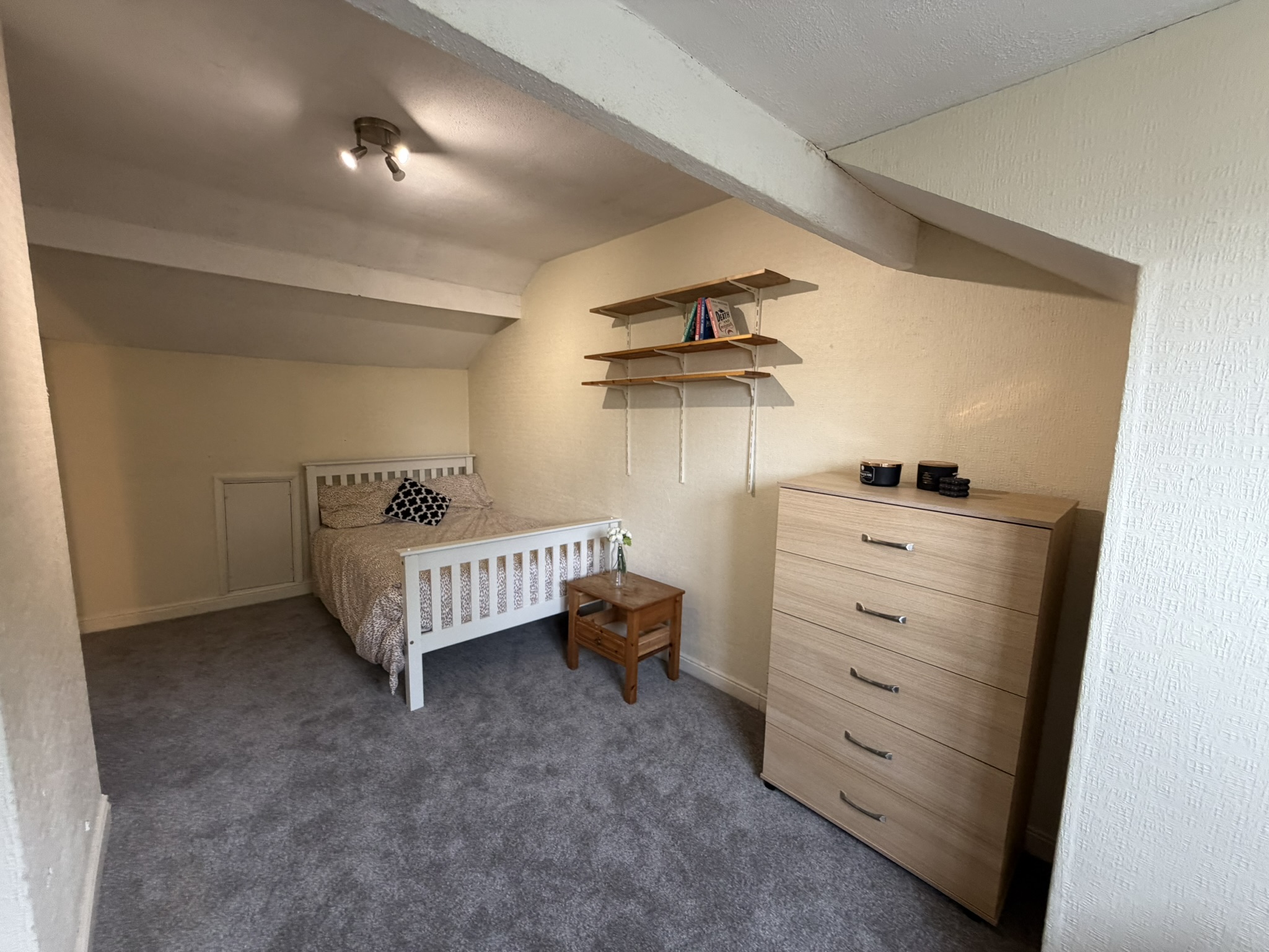 83 Burns Road,Crookesmoor,Sheffield S6 3GL,4 Bedrooms Bedrooms,1 BathroomBathrooms,Terraced,1163
