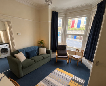 11 Beehive Road,Crookesmoor,Sheffield S10 1EP,4 Bedrooms Bedrooms,1 BathroomBathrooms,Terraced,1165