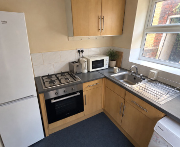 11 Beehive Road,Crookesmoor,Sheffield S10 1EP,4 Bedrooms Bedrooms,1 BathroomBathrooms,Terraced,1165