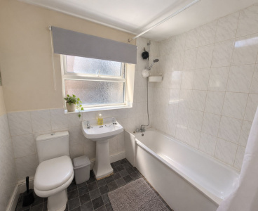 11 Beehive Road,Crookesmoor,Sheffield S10 1EP,4 Bedrooms Bedrooms,1 BathroomBathrooms,Terraced,1165