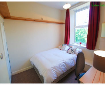 157 Whitham road,Broomhill,Sheffield S10 2SN,4 Bedrooms Bedrooms,1 BathroomBathrooms,Terraced,1171