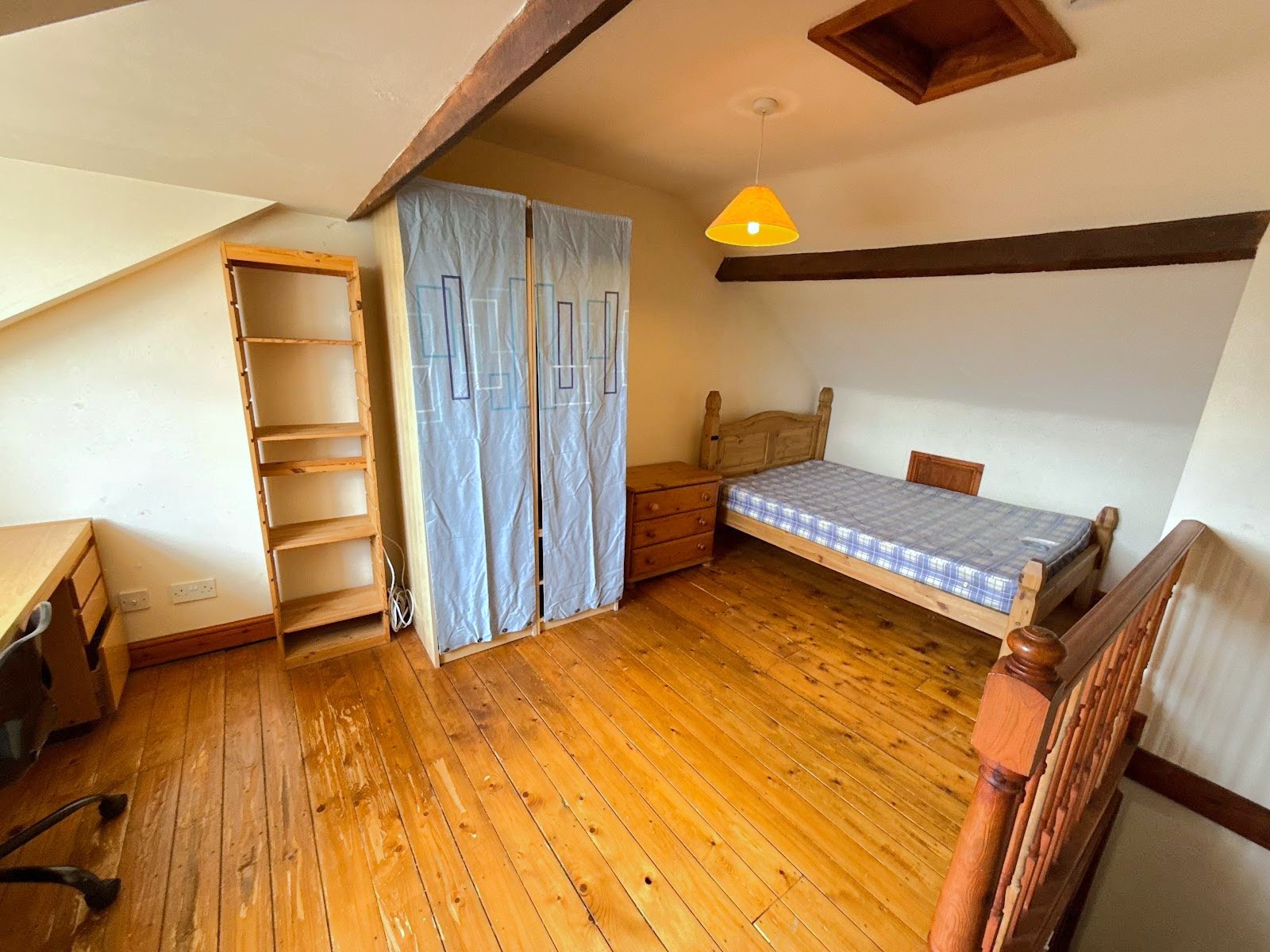 20 Beehive Road,Crookesmoor,Sheffield S10 1EP,3 Bedrooms Bedrooms,1 BathroomBathrooms,Terraced,1396