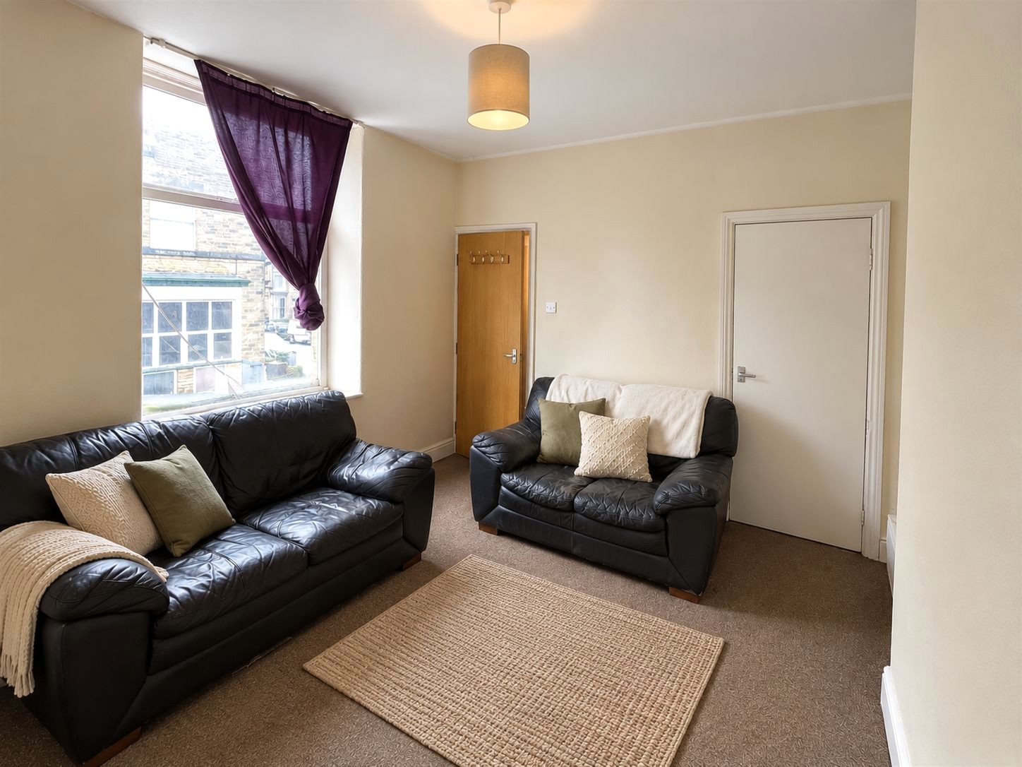 Crookesmoor,1 Warrington Road,Crookesmoor,Sheffield S10 1EN,4 Bedrooms Bedrooms,1 BathroomBathrooms,Terraced,1500