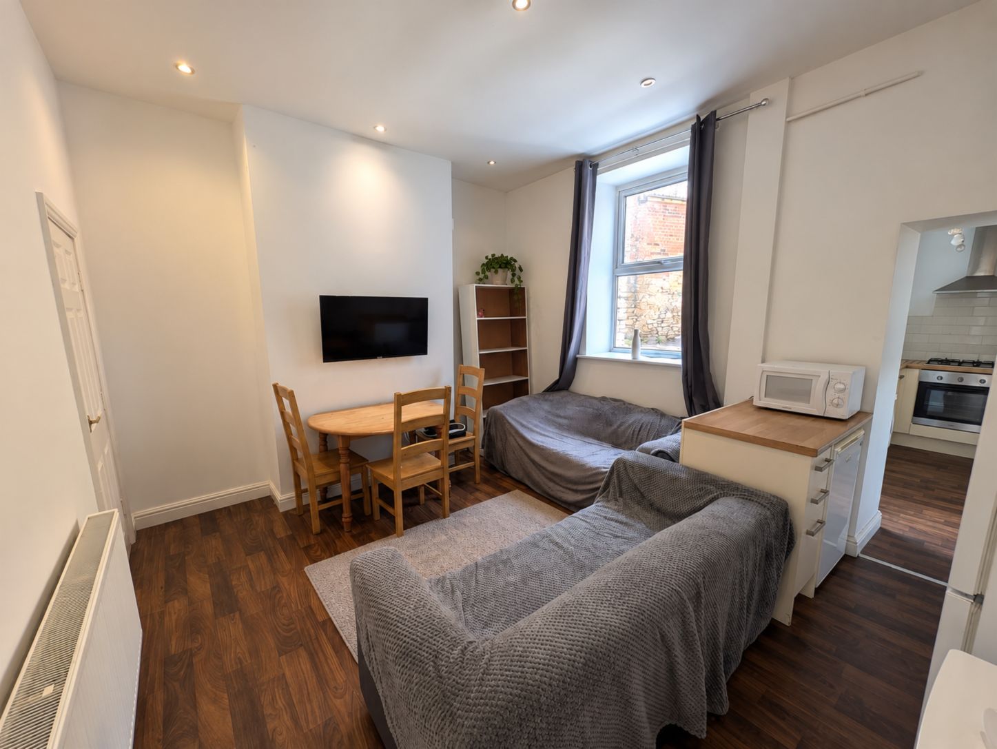 11 Barber Crescent,Crookesmoor,Sheffield S10 1EF,4 Bedrooms Bedrooms,1 BathroomBathrooms,Terraced,1046
