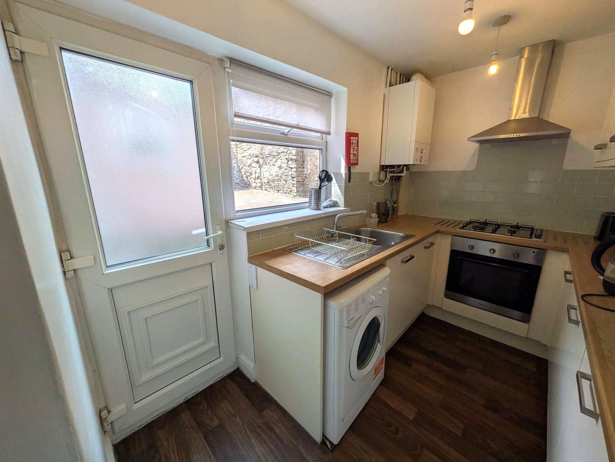 11 Barber Crescent,Crookesmoor,Sheffield S10 1EF,4 Bedrooms Bedrooms,1 BathroomBathrooms,Terraced,1046