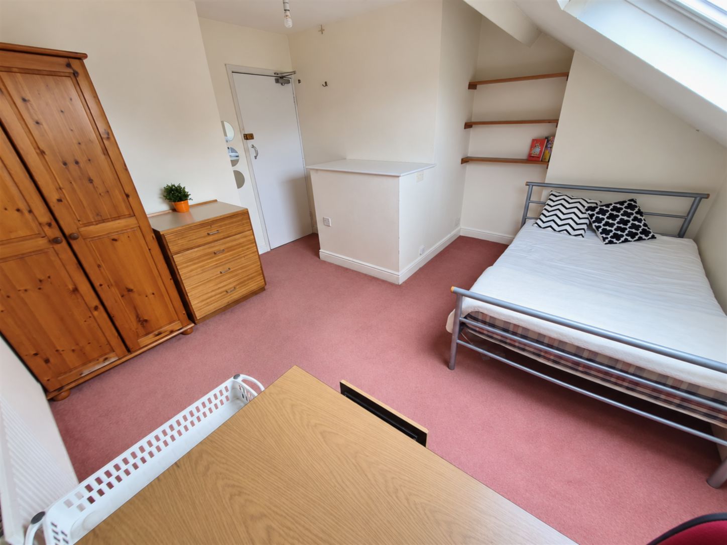 Sheffield,20 Moorgate Avenue,Crookesmoor,Sheffield S10 1EQ,5 Bedrooms Bedrooms,2 BathroomsBathrooms,Terraced,1538