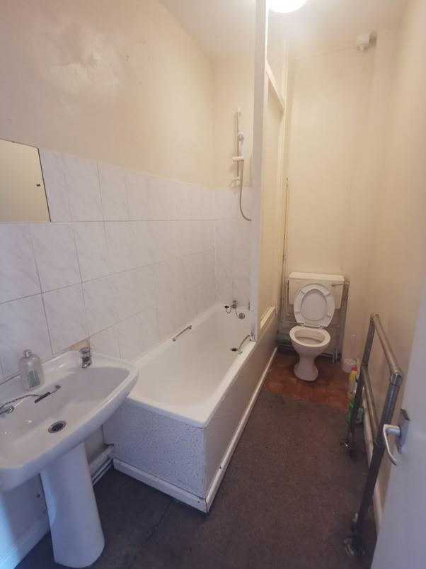 25 Beehive Road,Crookesmoor,Sheffield S10 1EP,3 Bedrooms Bedrooms,1 BathroomBathrooms,Terraced,1543