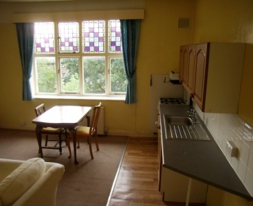 Sheffield,Flat 3,28 Hallamgate Road,Broomhill,Sheffield S10 5BS,1 Bedroom Bedrooms,1 BathroomBathrooms,Flat,1553