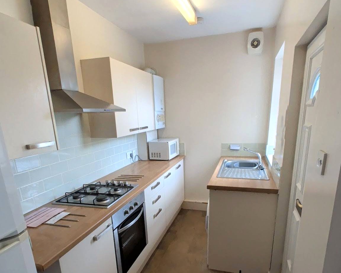 Sheffield,82 Mulehouse Road,Crookes,Sheffield S10 1TB,3 Bedrooms Bedrooms,1 BathroomBathrooms,Terraced,1563