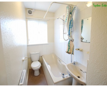 Sheffield,330 School Road,Crookes,Sheffield S10 1GR,3 Bedrooms Bedrooms,1 BathroomBathrooms,Terraced,1566