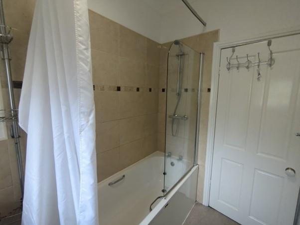4 Redcar Road,Crookesmoor,Sheffield S10 1EX,7 Bedrooms Bedrooms,2 BathroomsBathrooms,Semi-detached,1053