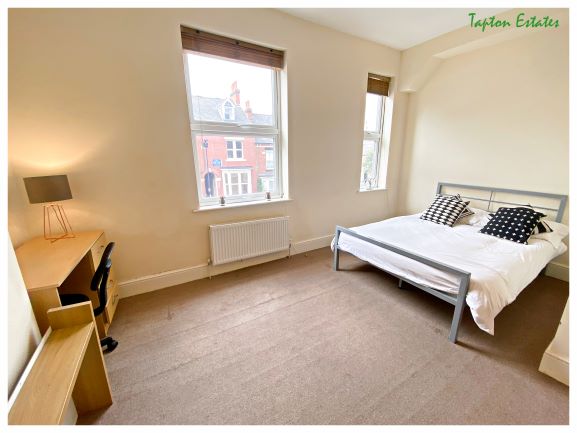 99 Club Garden Road,Abbeydale,Sheffield,5 Bedrooms Bedrooms,2 BathroomsBathrooms,Terraced,1649