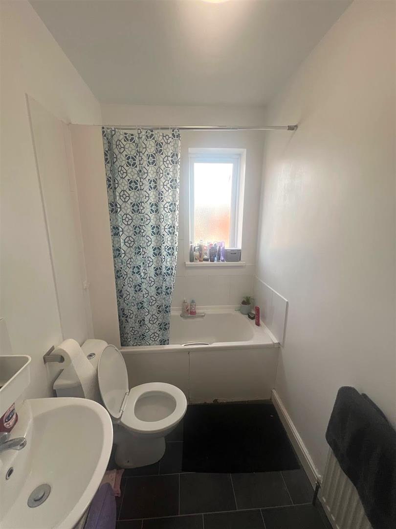 35 Sharrow Street,Sharrow,Sheffield,3 Bedrooms Bedrooms,1 BathroomBathrooms,Terraced,1705