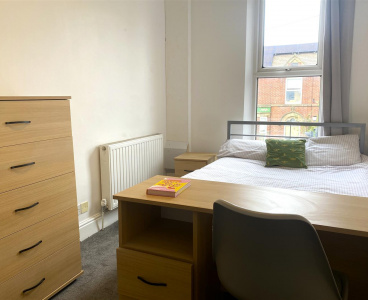 315 Crookesmoor Road,Crookesmoor,Sheffield S10 1BD,8 Bedrooms Bedrooms,2 BathroomsBathrooms,Terraced,1753