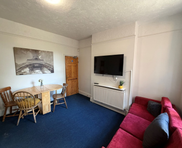 333 Springvale Road,Crookesmoor,Sheffield S10 1LL,5 Bedrooms Bedrooms,2 BathroomsBathrooms,Terraced,1756
