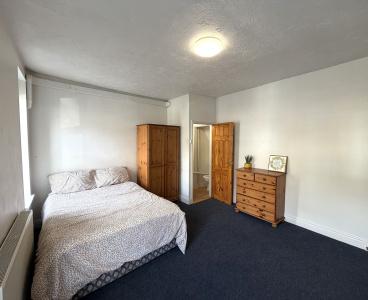 333 Springvale Road,Crookesmoor,Sheffield S10 1LL,5 Bedrooms Bedrooms,2 BathroomsBathrooms,Terraced,1756