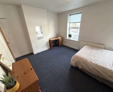 333 Springvale Road,Crookesmoor,Sheffield S10 1LL,5 Bedrooms Bedrooms,2 BathroomsBathrooms,Terraced,1756