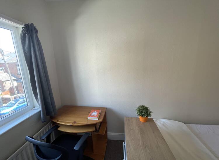 7 The Nook,Crookesmoor,Sheffield S10 1EJ,6 Bedrooms Bedrooms,2 BathroomsBathrooms,Terraced,1075