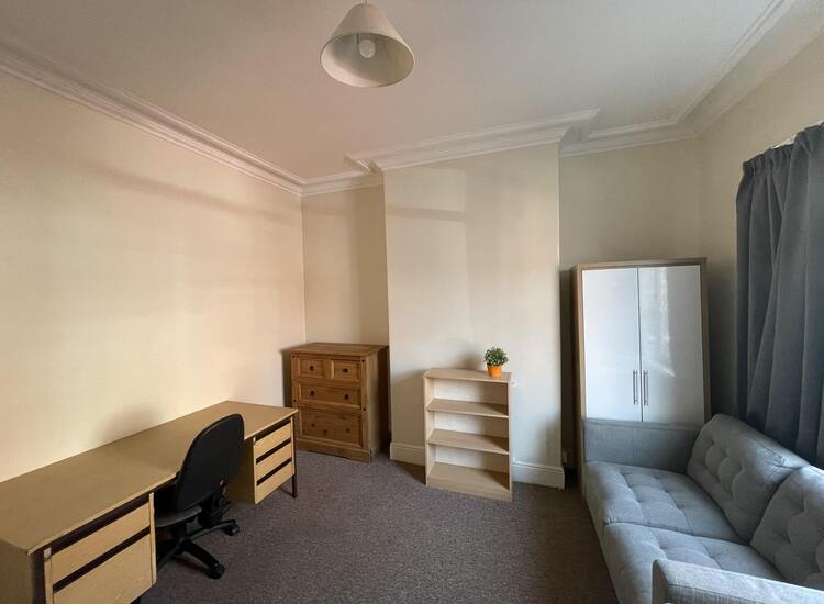 7 The Nook,Crookesmoor,Sheffield S10 1EJ,6 Bedrooms Bedrooms,2 BathroomsBathrooms,Terraced,1075