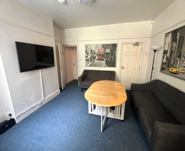 160 Slinn Street,Crookes,Sheffield,5 Bedrooms Bedrooms,2 BathroomsBathrooms,Terraced,1768