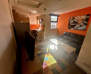 245 Broomhall Street,2b Porterbrook Apartments,Broomhall,Sheffield S3 7SP,2 Bedrooms Bedrooms,1 BathroomBathrooms,Flat,1838