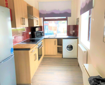 245 Broomhall Street,1 Porterbrook Apartments,Broomhall,Sheffield S3 7SP,3 Bedrooms Bedrooms,1 BathroomBathrooms,Flat,1840
