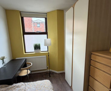 245 Broomhall Street,1 Porterbrook Apartments,Broomhall,Sheffield S3 7SP,3 Bedrooms Bedrooms,1 BathroomBathrooms,Flat,1840